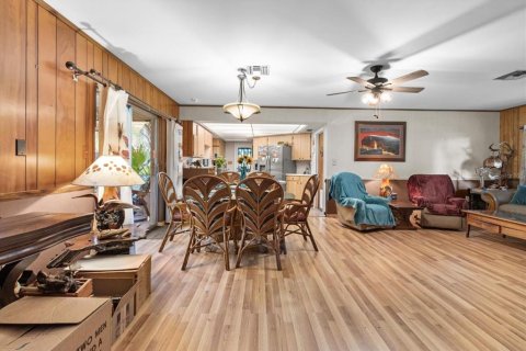 House in Homosassa, Florida 2 bedrooms, 106.47 sq.m. № 1847135 - photo 11