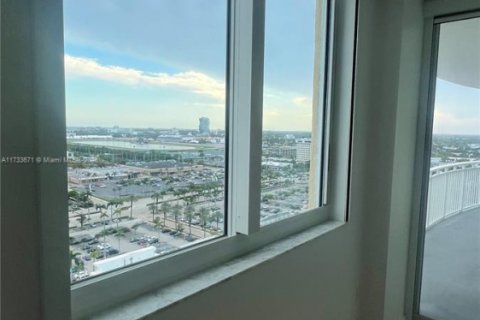 Appartement à louer à Hallandale Beach, Floride: 2 chambres, 125.79 m2 № 1811315 - photo 17