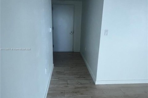 Appartement à louer à Hallandale Beach, Floride: 2 chambres, 125.79 m2 № 1811315 - photo 16