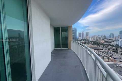 Appartement à louer à Hallandale Beach, Floride: 2 chambres, 125.79 m2 № 1811315 - photo 30