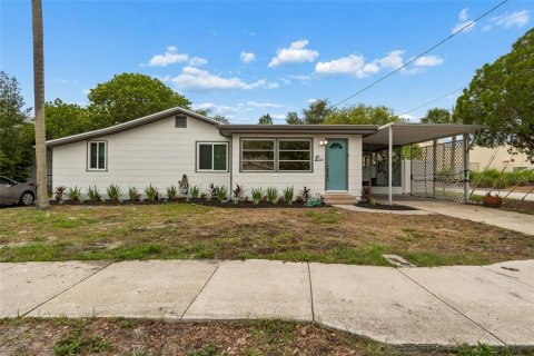Villa ou maison à Largo, Floride 2 chambres, 95.5 m2 № 2231333