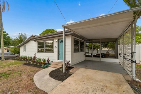 Villa ou maison à vendre à Largo, Floride: 2 chambres, 95.5 m2 № 2231333 - photo 3