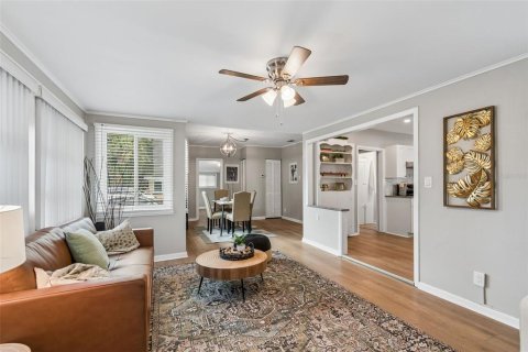 Villa ou maison à vendre à Largo, Floride: 2 chambres, 95.5 m2 № 2231333 - photo 4