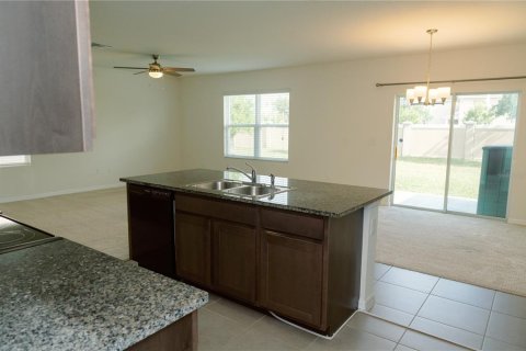 House in Wesley Chapel, Florida 4 bedrooms, 186.45 sq.m. № 2217701 - photo 17
