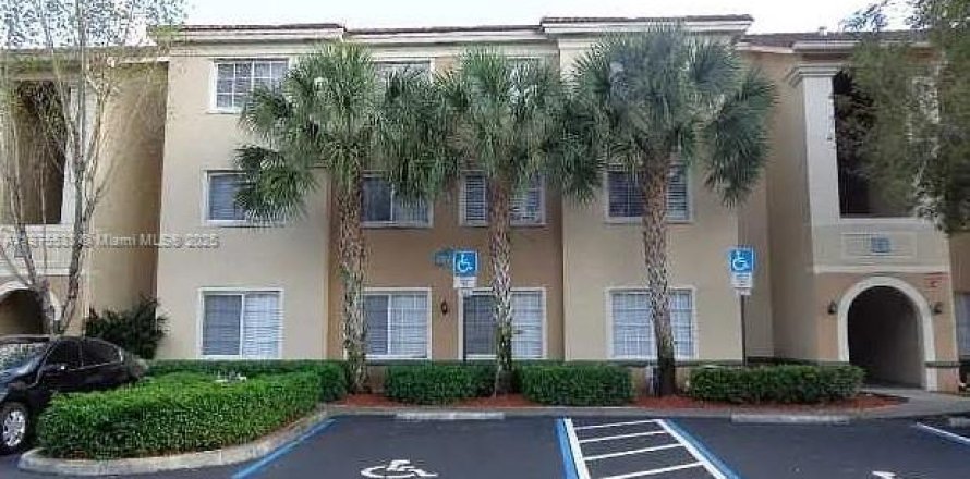 Condo in Miramar, Florida, 2 bedrooms  № 1924089