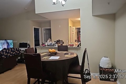 Condo in Miramar, Florida, 2 bedrooms  № 1924089 - photo 4