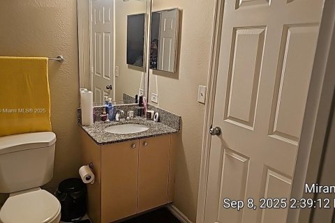 Condo in Miramar, Florida, 2 bedrooms  № 1924089 - photo 6