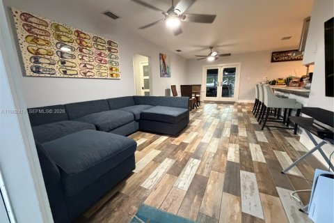 Villa ou maison à vendre à Dania Beach, Floride: 2 chambres, 106.65 m2 № 2049834 - photo 4