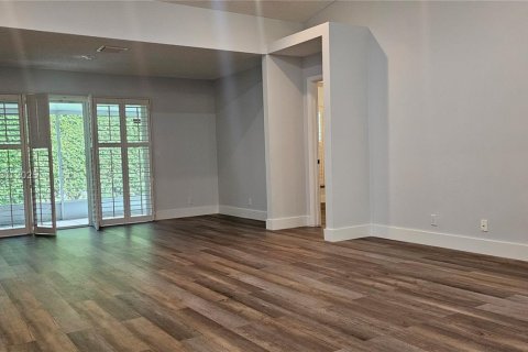 House in Boynton Beach, Florida 2 bedrooms, 146.41 sq.m. № 1947425 - photo 12