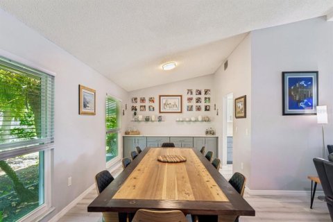 Villa ou maison à vendre à New Port Richey, Floride: 4 chambres, 246.93 m2 № 2402794 - photo 5