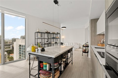 Купить кондоминиум в Майами, Флорида 1 спальня, 87.7м2, № 2089158 - фото 14