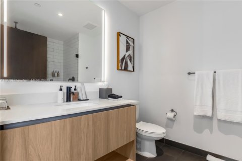 Copropriété à louer à Miami, Floride: 3 chambres, 106.84 m2 № 1966421 - photo 12