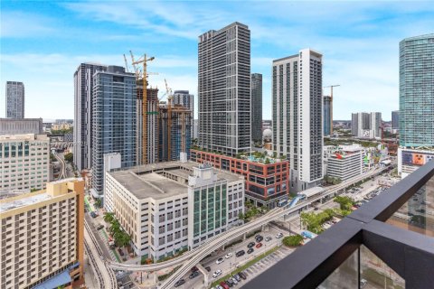 Copropriété à louer à Miami, Floride: 3 chambres, 106.84 m2 № 1966421 - photo 16