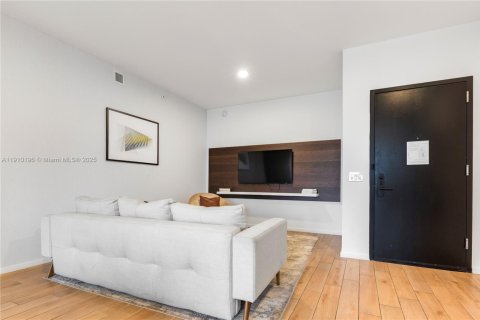 Copropriété à louer à Miami, Floride: 3 chambres, 106.84 m2 № 1966421 - photo 6