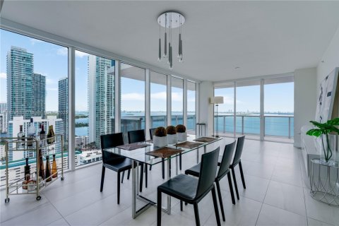 Copropriété à vendre à Miami, Floride: 3 chambres, 143.72 m2 № 1930129 - photo 5