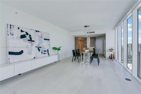 Copropriété à vendre à Miami, Floride: 3 chambres, 143.72 m2 № 1930129 - photo 19