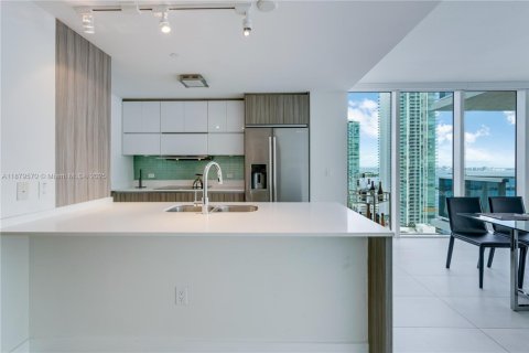 Copropriété à vendre à Miami, Floride: 3 chambres, 143.72 m2 № 1930129 - photo 2