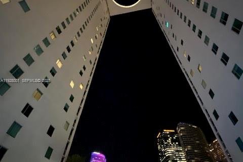 Copropriété à louer à Miami, Floride: 1 chambre, 68.56 m2 № 1988179 - photo 1