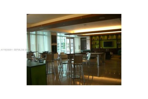 Copropriété à louer à Miami, Floride: 1 chambre, 68.56 m2 № 1988179 - photo 20