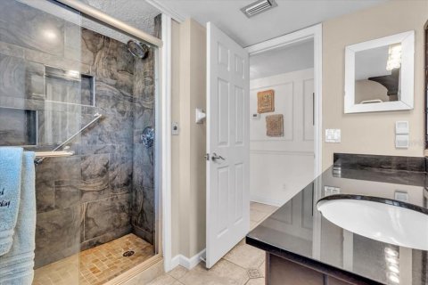 Condominio en venta en Treasure Island, Florida, 2 dormitorios, 122.63 m2 № 1586547 - foto 17