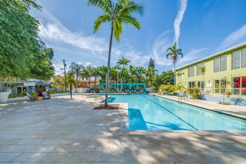 House in Miami, Florida 2 bedrooms, 88.26 sq.m. № 1953624 - photo 7