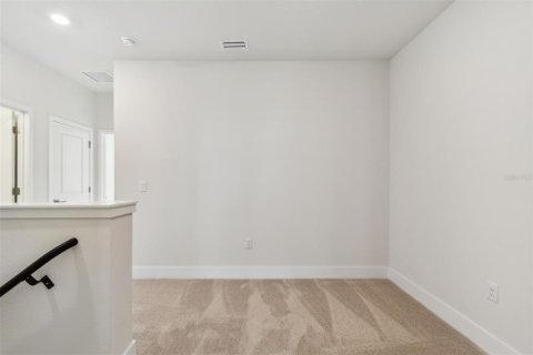 Townhouse in Sarasota, Florida 3 bedrooms, 162.67 sq.m. № 1659215 - photo 18