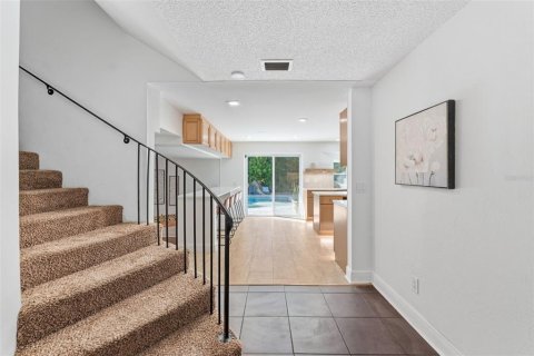House in Clearwater, Florida 5 bedrooms, 464.88 sq.m. № 2201717 - photo 7