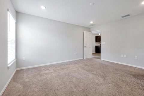 House in ASTONIA in Davenport, Florida 3 bedrooms, 140.19 sq.m. № 1785916 - photo 15