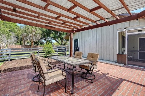 House in Sarasota, Florida 3 bedrooms, 149.67 sq.m. № 2152287 - photo 25