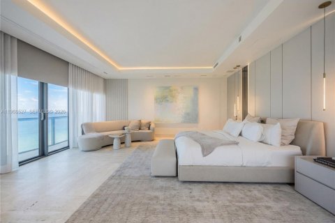 Condo in Sunny Isles Beach, Florida, 4 bedrooms  № 2081316 - photo 14