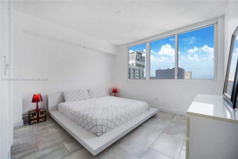 Condominio en venta en Miami, Florida, 2 dormitorios, 111.76 m2 № 1887375 - foto 10