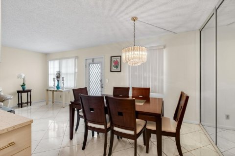 Купить кондоминиум в Бока-Ратон, Флорида 5 комнат, 79.99м2, № 2083013 - фото 21