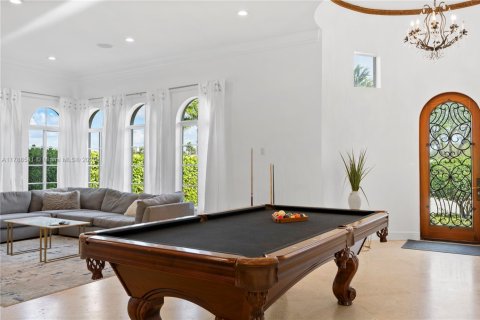 Снять в аренду виллу или дом в Холливуд, Флорида 5 спален, 187.66м2, № 1939694 - фото 17