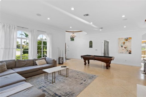 Снять в аренду виллу или дом в Холливуд, Флорида 5 спален, 187.66м2, № 1939694 - фото 15