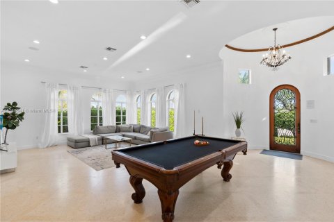 Снять в аренду виллу или дом в Холливуд, Флорида 5 спален, 187.66м2, № 1939694 - фото 19