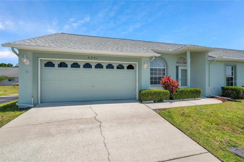 House in New Port Richey, Florida 2 bedrooms, 138.7 sq.m. № 1655189 - photo 2