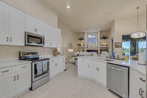 Casa en venta en Fort Myers, Florida, 4 dormitorios, 230.58 m2 № 2377975 - foto 16