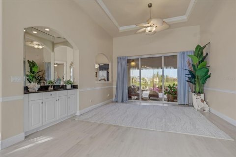 Casa en venta en Fort Myers, Florida, 4 dormitorios, 230.58 m2 № 2377975 - foto 8