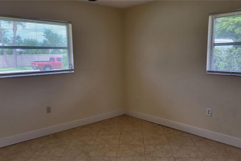 Casa en alquiler en Sarasota, Florida, 3 dormitorios, 153.38 m2 № 1909726 - foto 16