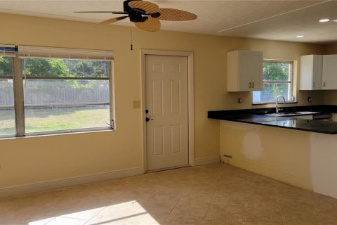 Casa en alquiler en Sarasota, Florida, 3 dormitorios, 153.38 m2 № 1909726 - foto 9