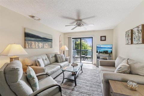 Condominio en venta en New Smyrna Beach, Florida, 2 dormitorios, 102.19 m2 № 2098461 - foto 4
