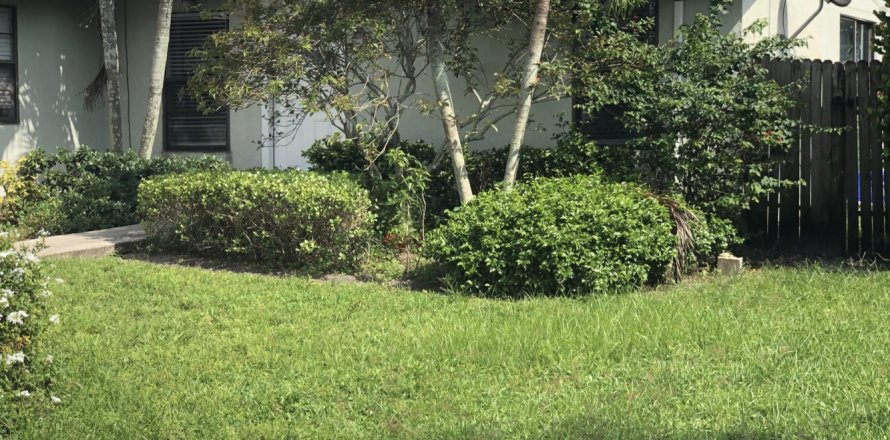Immobilier commercial à Jupiter, Floride 3 chambres, 115.66 m2 № 1208654