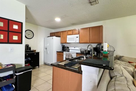 Condo in Orlando, Florida, 2 bedrooms  № 1301873 - photo 29