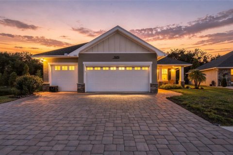 House in Lakeland, Florida 3 bedrooms, 182.74 sq.m. № 2366979