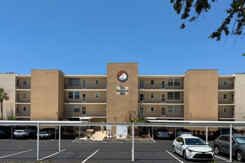 Купить кондоминиум в Южная Пасадена, Флорида 4 комнаты, 79.43м2, № 1677300 - фото 1