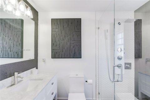 Casa en venta en Miami, Florida, 4 dormitorios, 118.17 m2 № 1970617 - foto 25