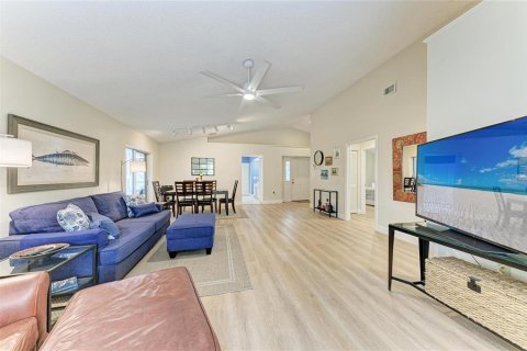 Купить кондоминиум в Венеция, Флорида 5 комнат, 145.95м2, № 2430964 - фото 18