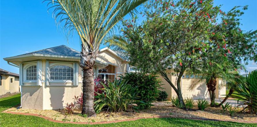 Casa en Rotonda, Florida 3 dormitorios, 230.12 m2 № 1192872