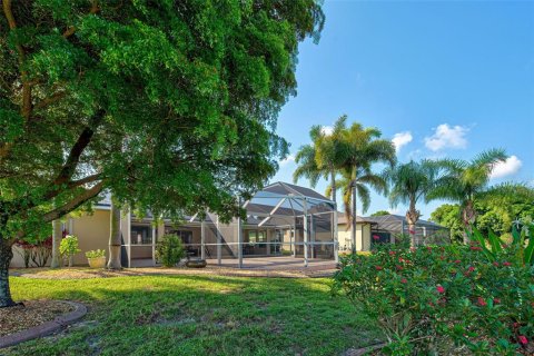 House in Rotonda, Florida 3 bedrooms, 230.12 sq.m. № 1192872 - photo 10