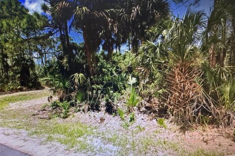 Land in Palm Bay, Florida № 1509032 - photo 2